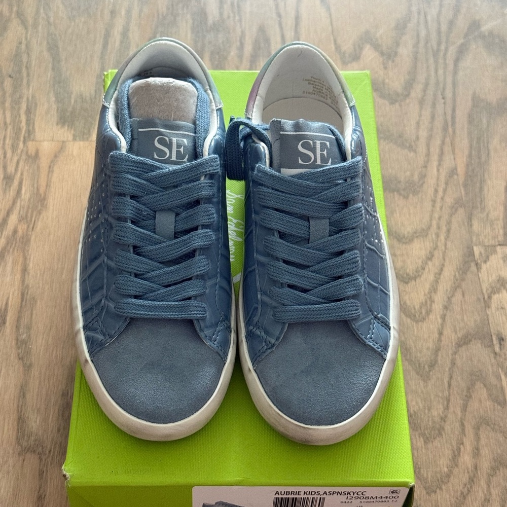 Brand new in box*Girl’s Sam Edelman Blue Aubrie Sneakers